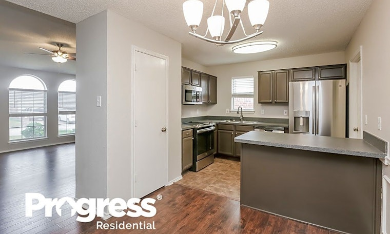 What apartments will $1,800 rent you in Southeast Arlington, right now?