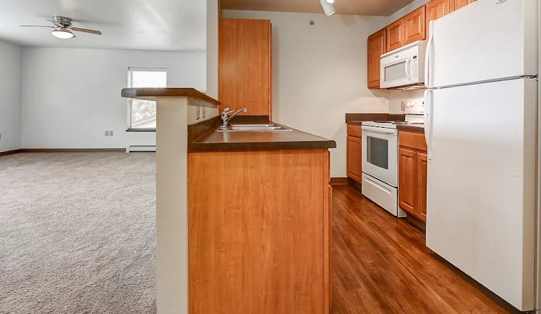 Budget apartments for rent in Yankee Hill, Milwaukee