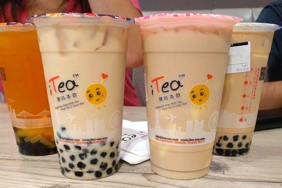 The I-Tea crowd: score bubble tea and more at new Hollywood Park café