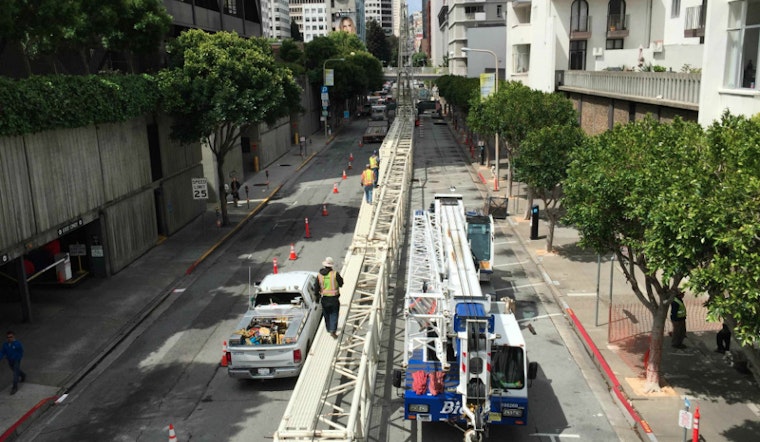 400-Foot Crane Takes Over Washington Street This Weekend