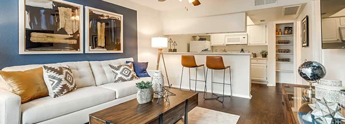 The most affordable apartments for rent in Mid West, Houston
