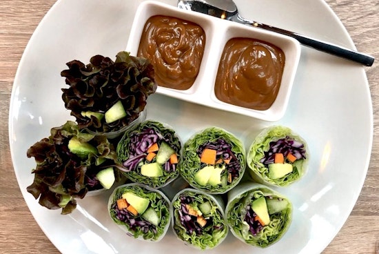 New Thai spot Kin Dee debuts in the Central District