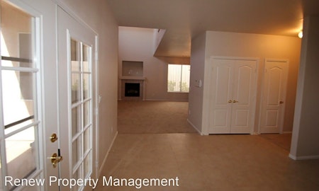 Apartments for rent in Henderson: What will $2,300 get you?