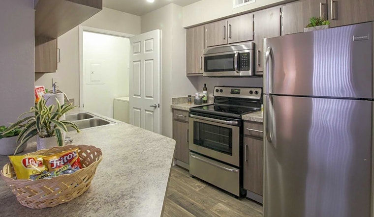 Apartments for rent in Phoenix: What will $1,200 get you?