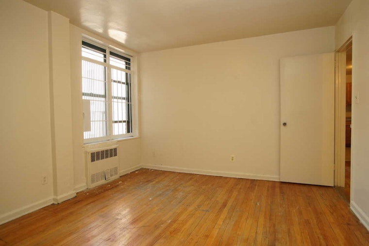 What does $1,600 rent you in Bronx, today?