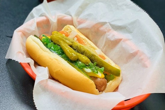 4 top spots for hot dogs in Chicago