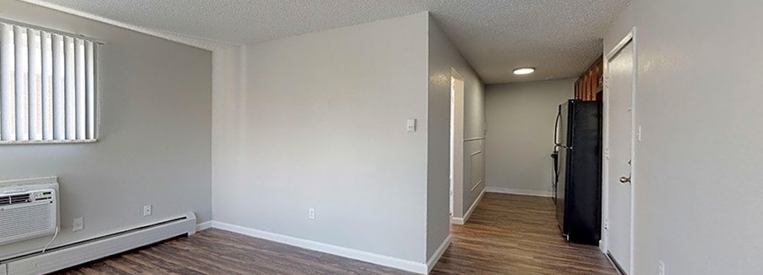 Apartments for rent in Aurora: What will $900 get you?
