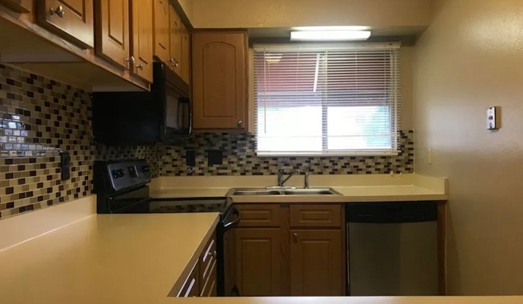 What apartments will $1,200 rent you in South Semoran, right now?