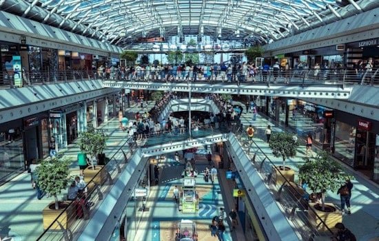 Milwaukee industry spotlight: Retail hiring going strong