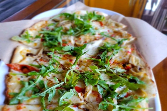 Find pizza and more at Paradise Valley's new PV Pie & Wine