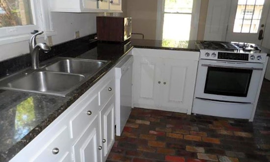 Apartments for rent in Fort Worth: What will $2,100 get you?