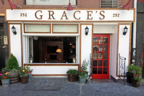 Irish pub Grace's now open in the West Village