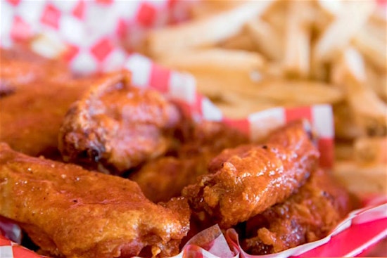 3 top spots for chicken wings in Long Beach