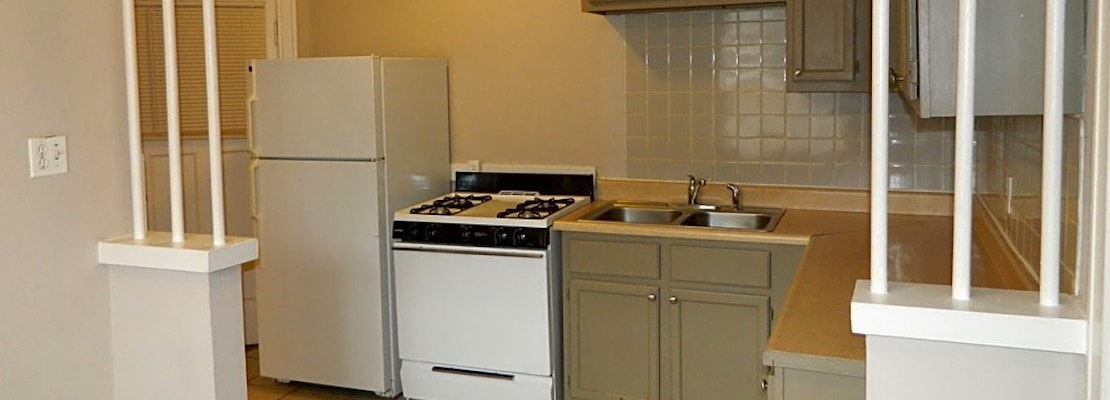 What apartments will $800 rent you in North Hampton, right now?