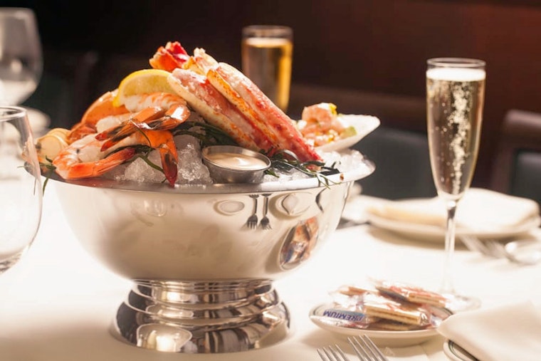 Las Vegas' 4 favorite spots to indulge in seafood