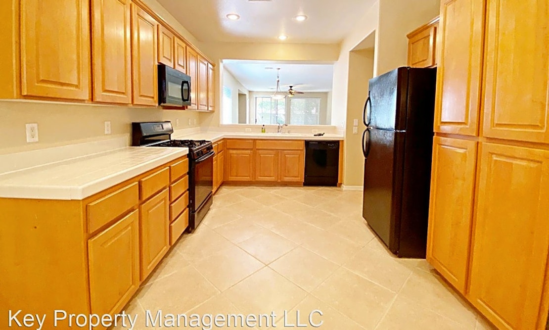 Apartments for rent in Henderson: What will $2,100 get you?