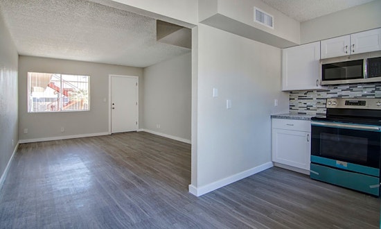 The cheapest apartments for rent in Camelback East, Phoenix