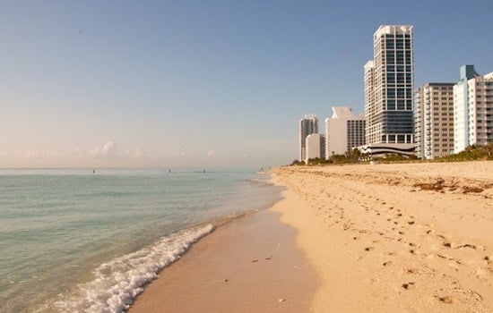 Top Miami news: Cyclist dies after collision with police car; all beaches to close over July 4th