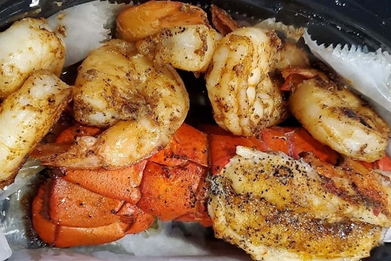 Surfs Up brings seafood and more to Avondale
