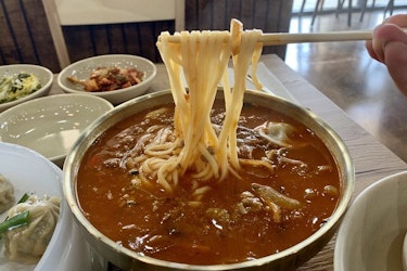 MDK Noodles makes Sharpstown debut, with noodles and more
