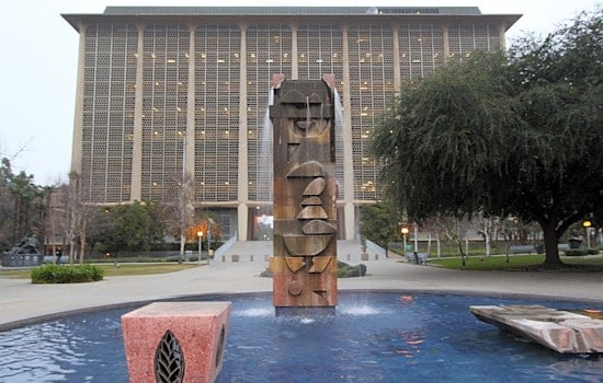 Top Fresno news: County won’t enforce bar closures; BLM signs removed from El Diamante HS; more