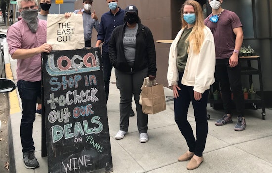 Neighborhood volunteers deliver food for free, helping restaurants sidestep high fees