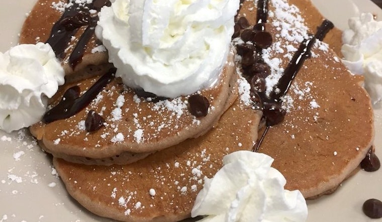 New Pancake Cafe opens its doors in Lakeview with breakfast and brunch