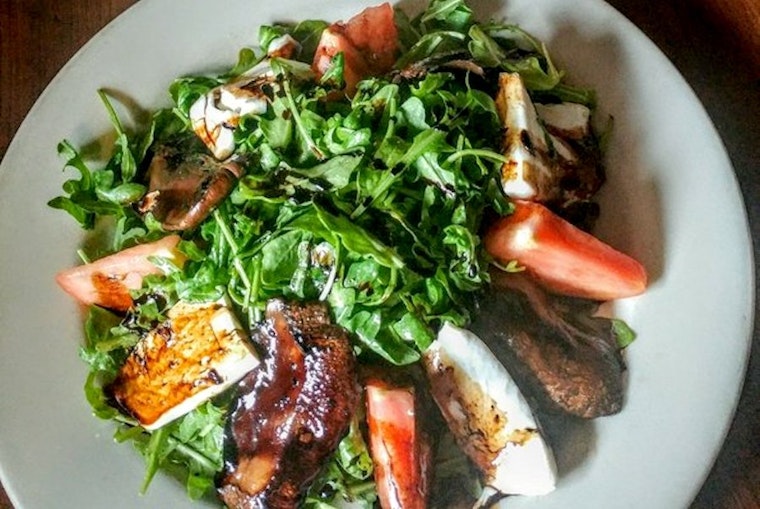 Frankie Ann's opens in Fairmount with bites and booze