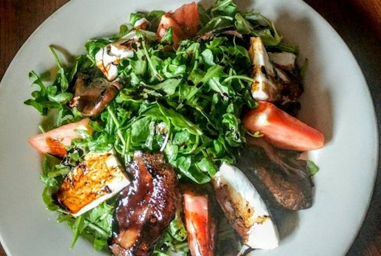 Frankie Ann's opens in Fairmount with bites and booze