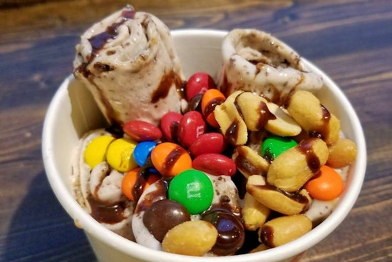 15° Fahrenheit Rolled Ice Cream brings frozen treats to Squirrel Hill South