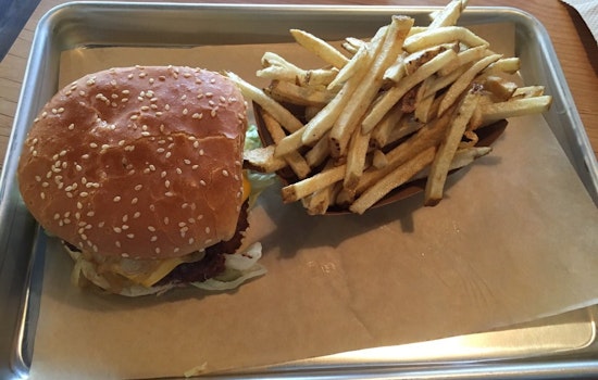 Hi-Way Burger & Fry opens in Noe Valley