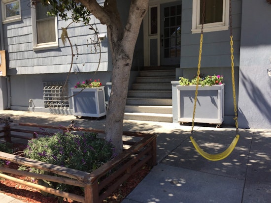 Yellow Swing Reappears On Irving