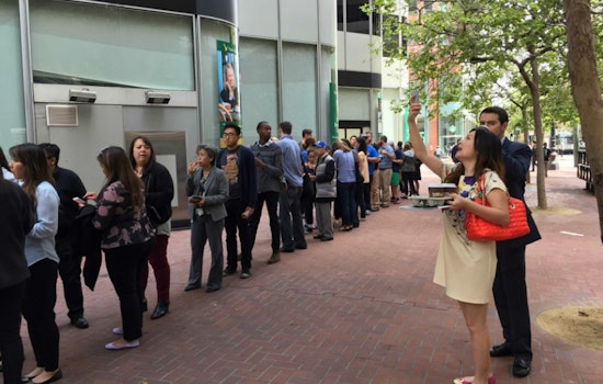 Photo: Long Lines At FiDi Philz Opening