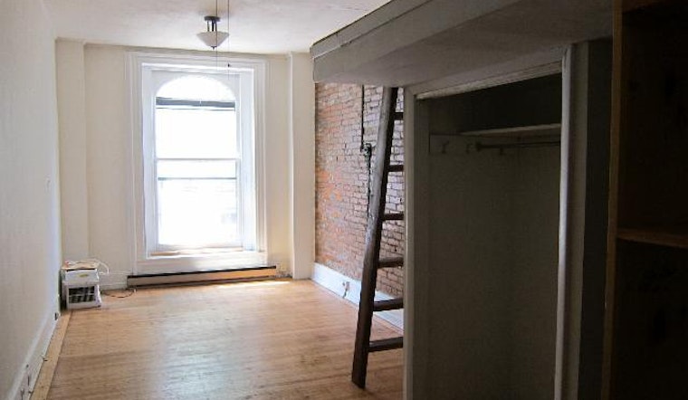 What's the cheapest rental available in Rittenhouse?
