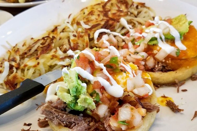 Hungry for brunch? The Broken Yolk Cafe opens new location in Costa Mesa